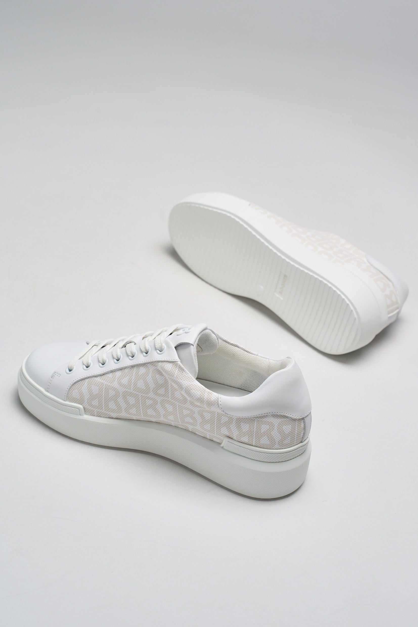 bogner hollywood 27 b zenske kozne patike bela