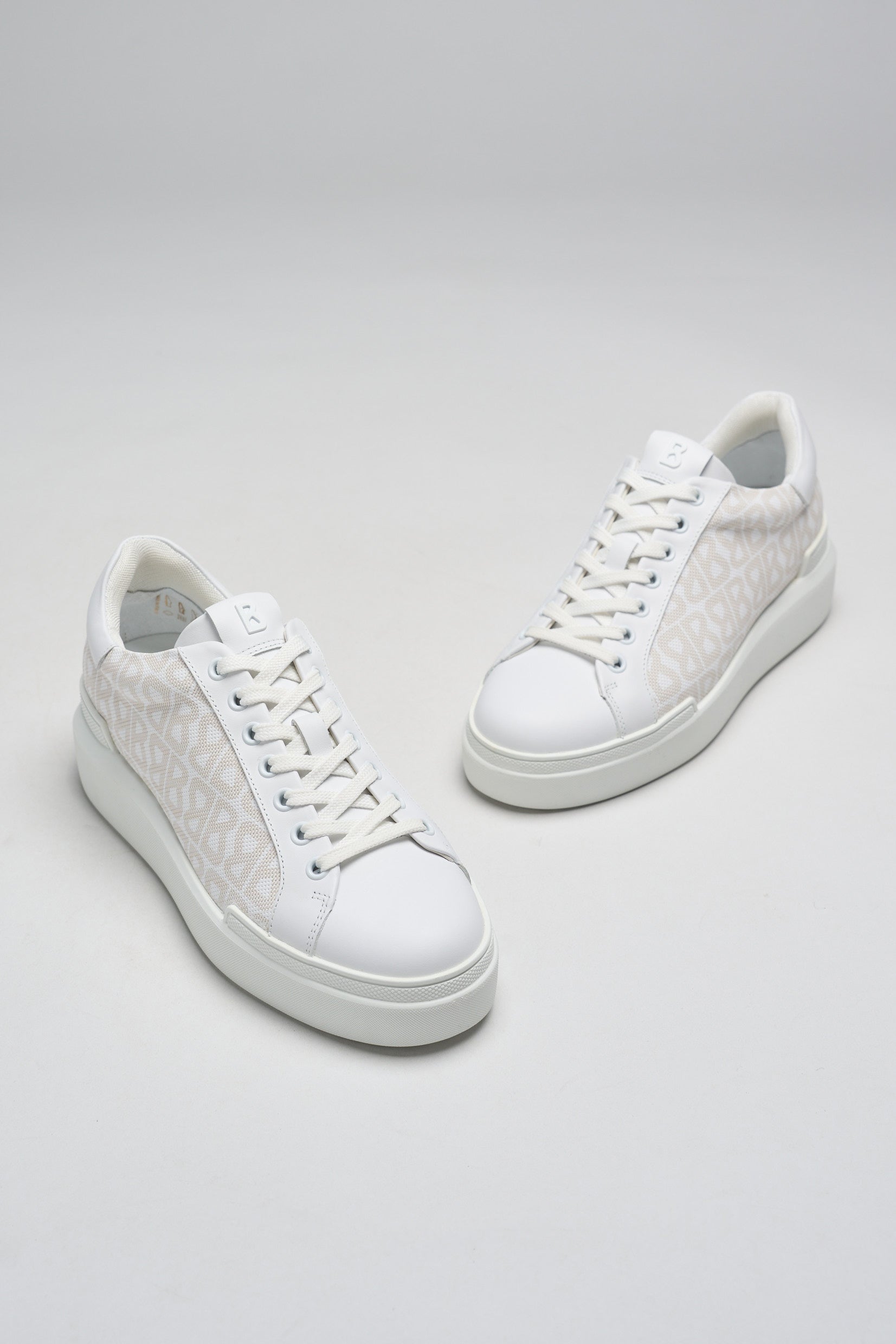 bogner hollywood 27 b zenske kozne patike bela