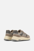 hogan kozne muske patike siva boja