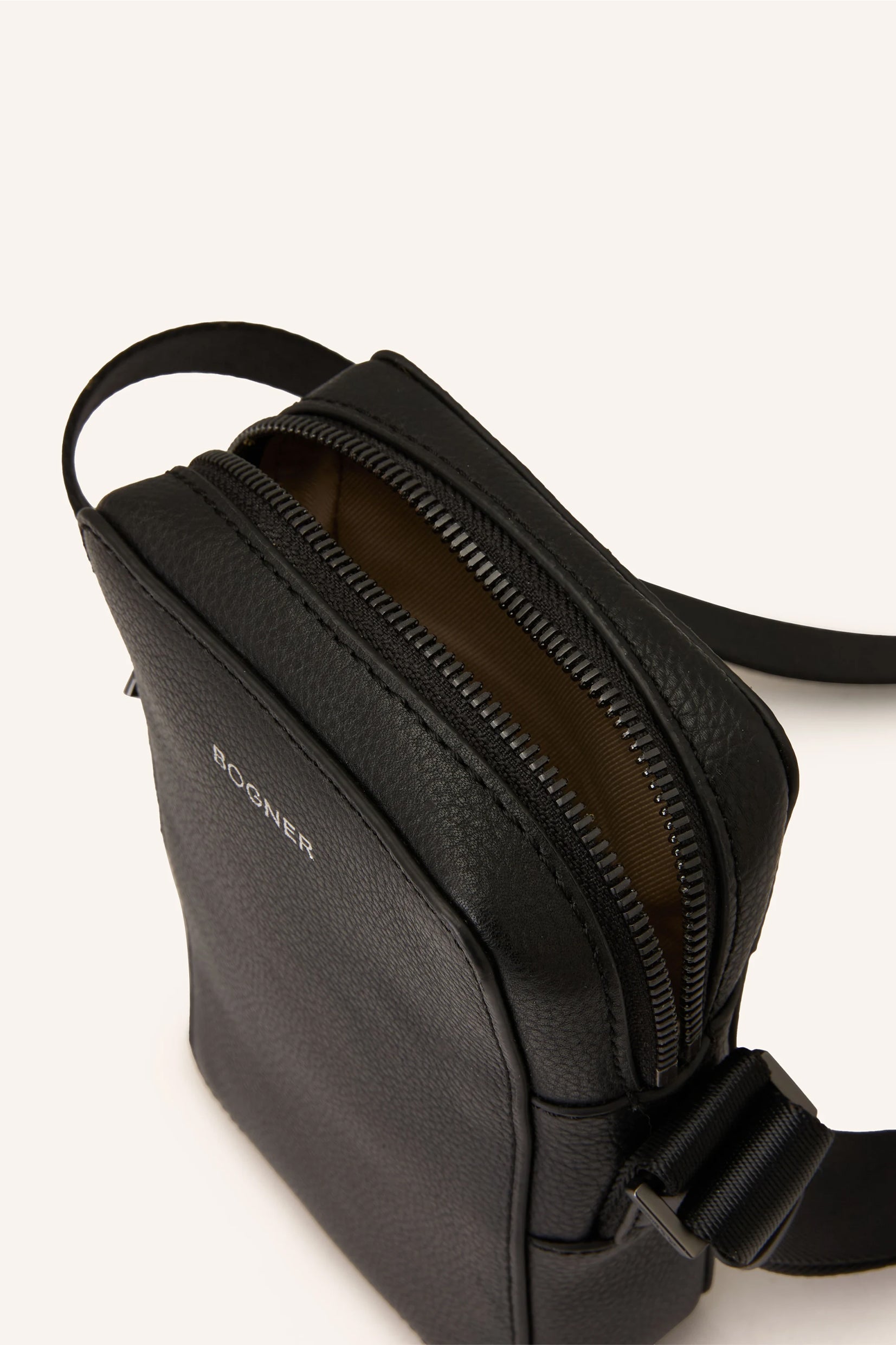 crna bogner kozna torba