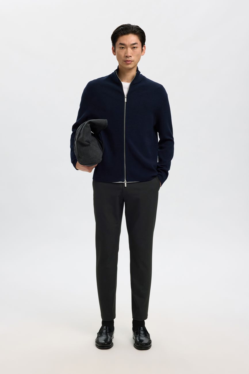 selected muske elegantne pantalone crna