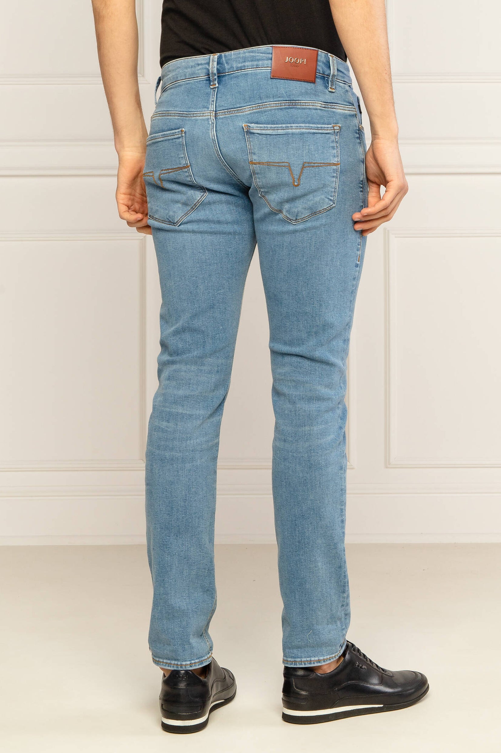 joop muske farmerke plava